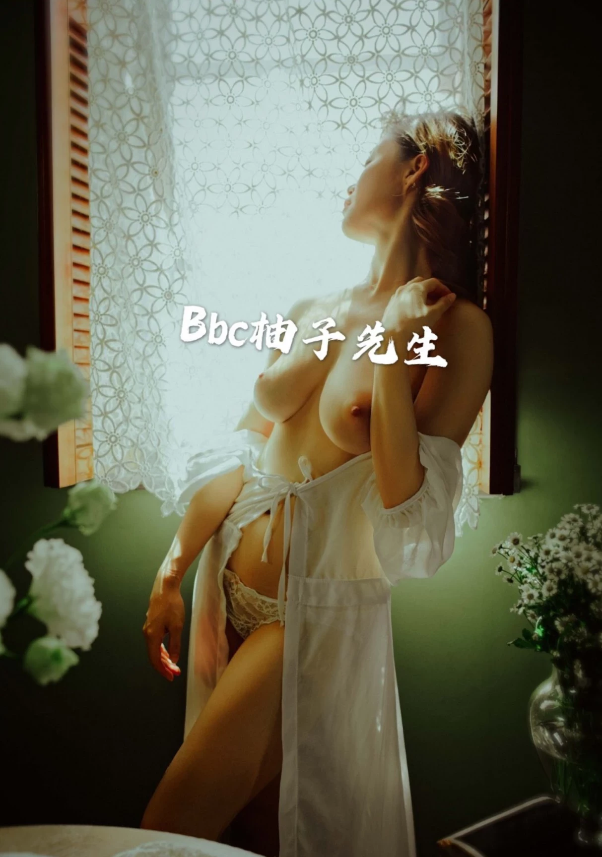 The composition of the image is flawless a testament to her skill